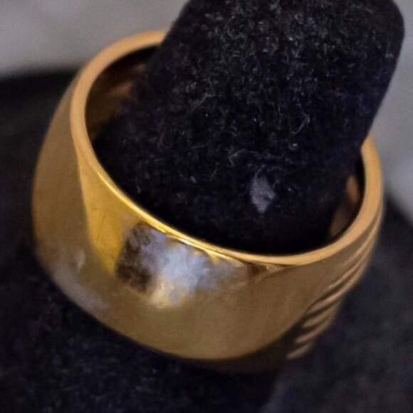 Size 8, Vintage Stainless Steel Gold Tone Multi Band Stylish Ring, G48 - Picture 3 of 4